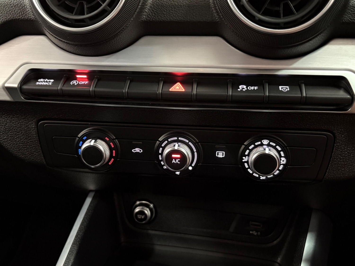 Used Audi Q2 2020 for sale - 76538598: Photo 30