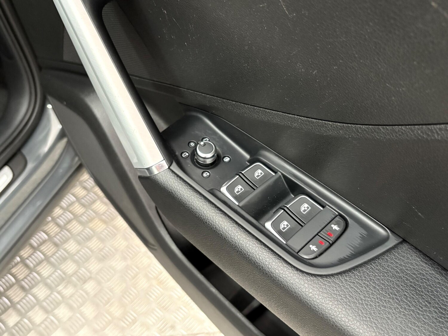 Used Audi Q2 2020 for sale - 76538598: Photo 33