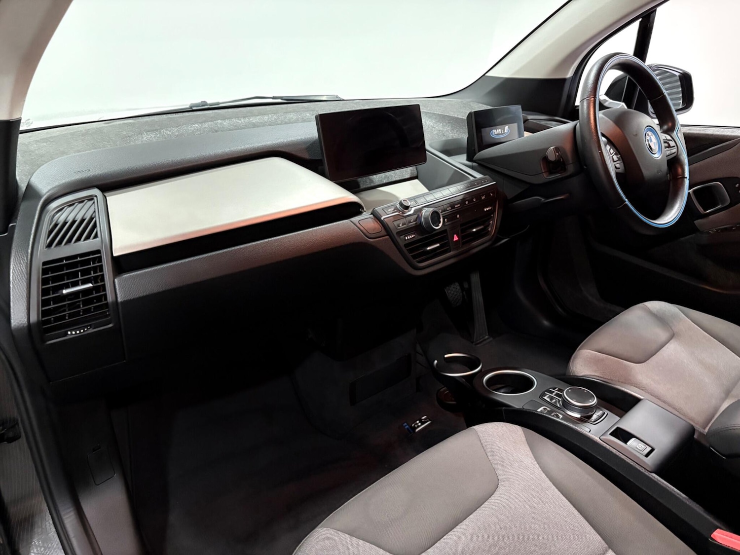 Used BMW i3 2021 for sale - 77021186: Photo 11