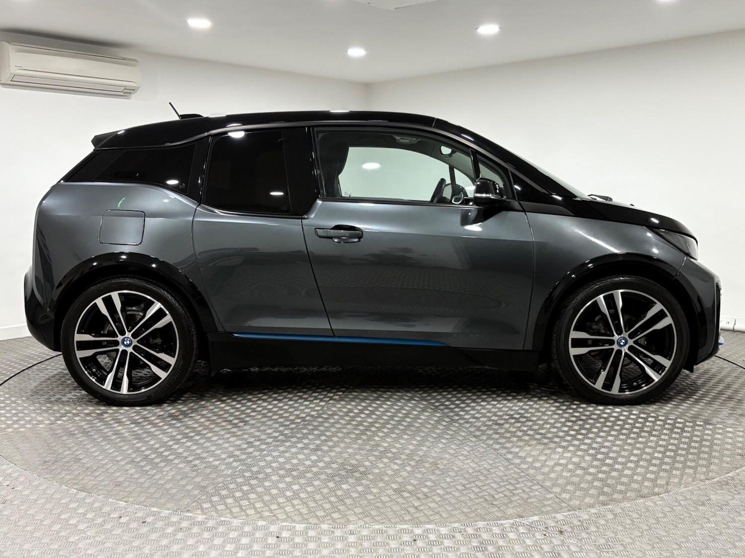 Used BMW i3 2021 for sale - 77021186: Photo 2