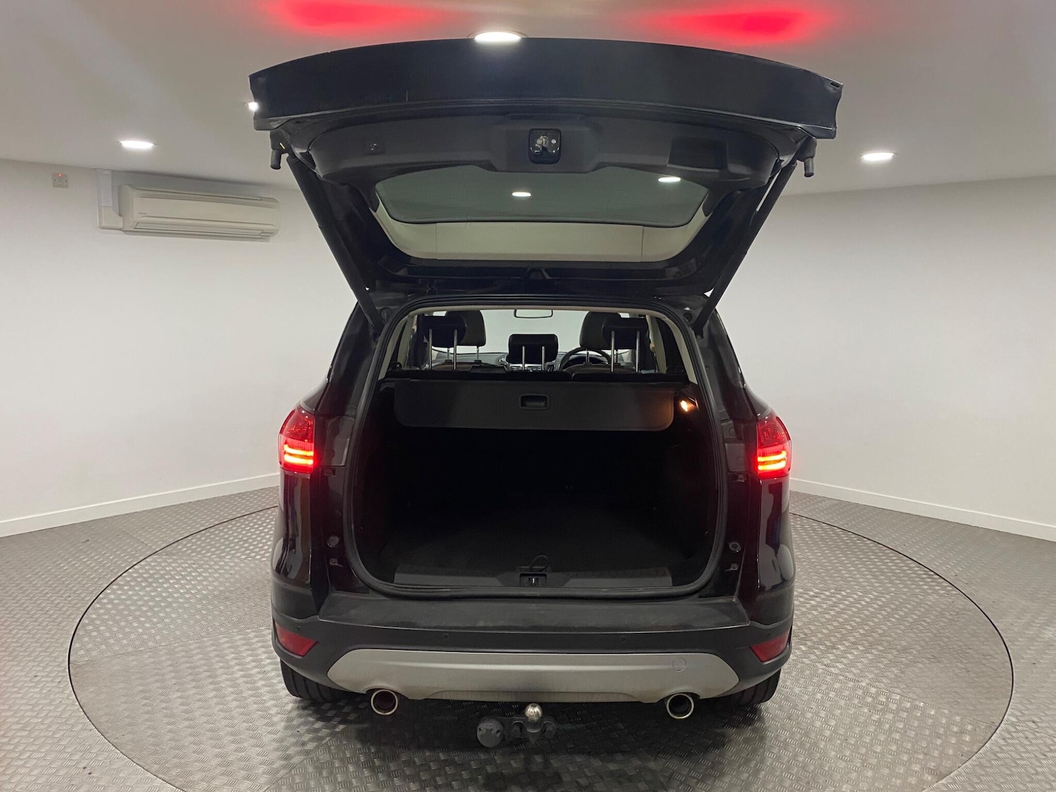 Vehicle 46