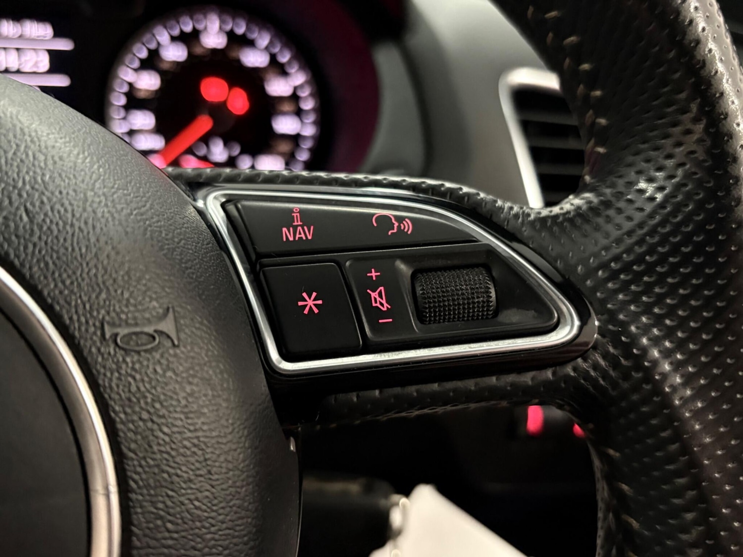 Used Audi Q3 2017 for sale - 77021111: Photo 19