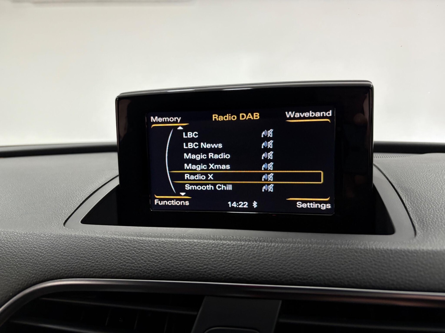 Used Audi Q3 2017 for sale - 77021111: Photo 22