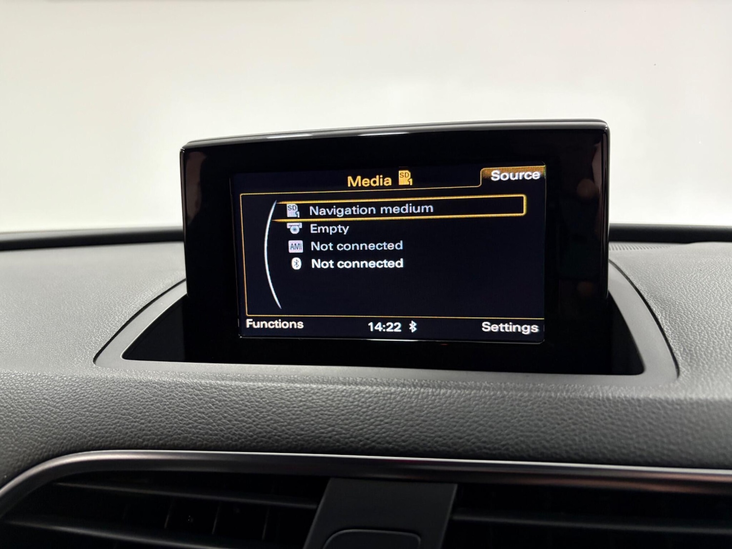 Used Audi Q3 2017 for sale - 77021111: Photo 25