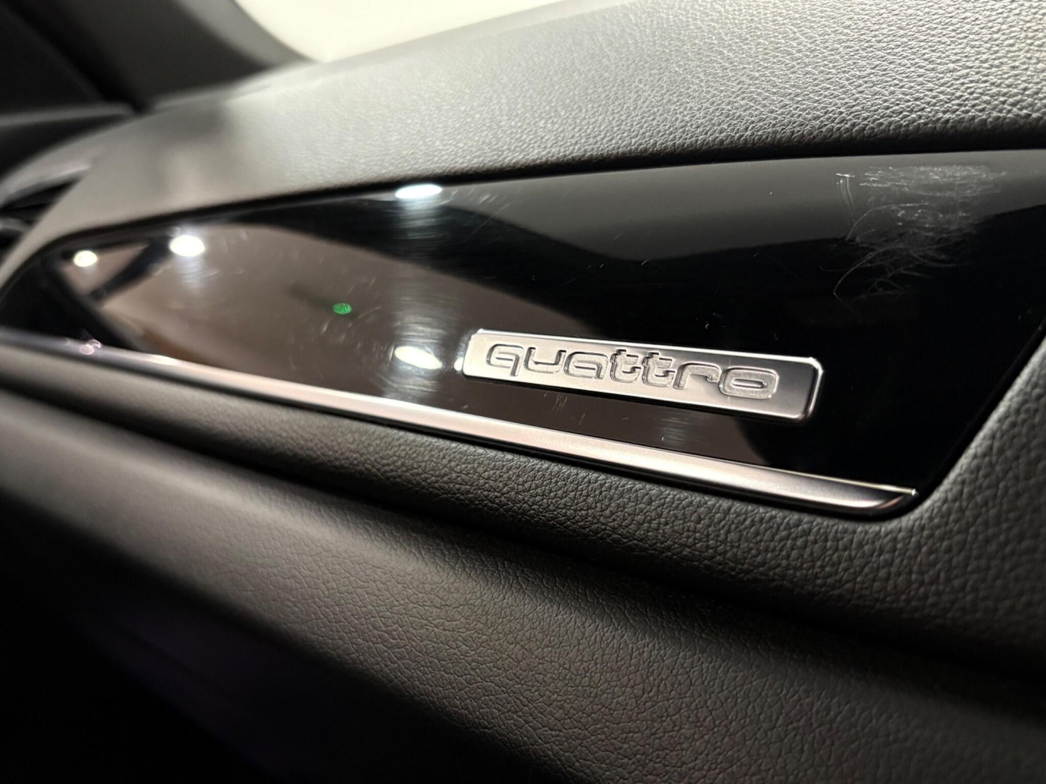 Used Audi Q3 2017 for sale - 77021111: Photo 34