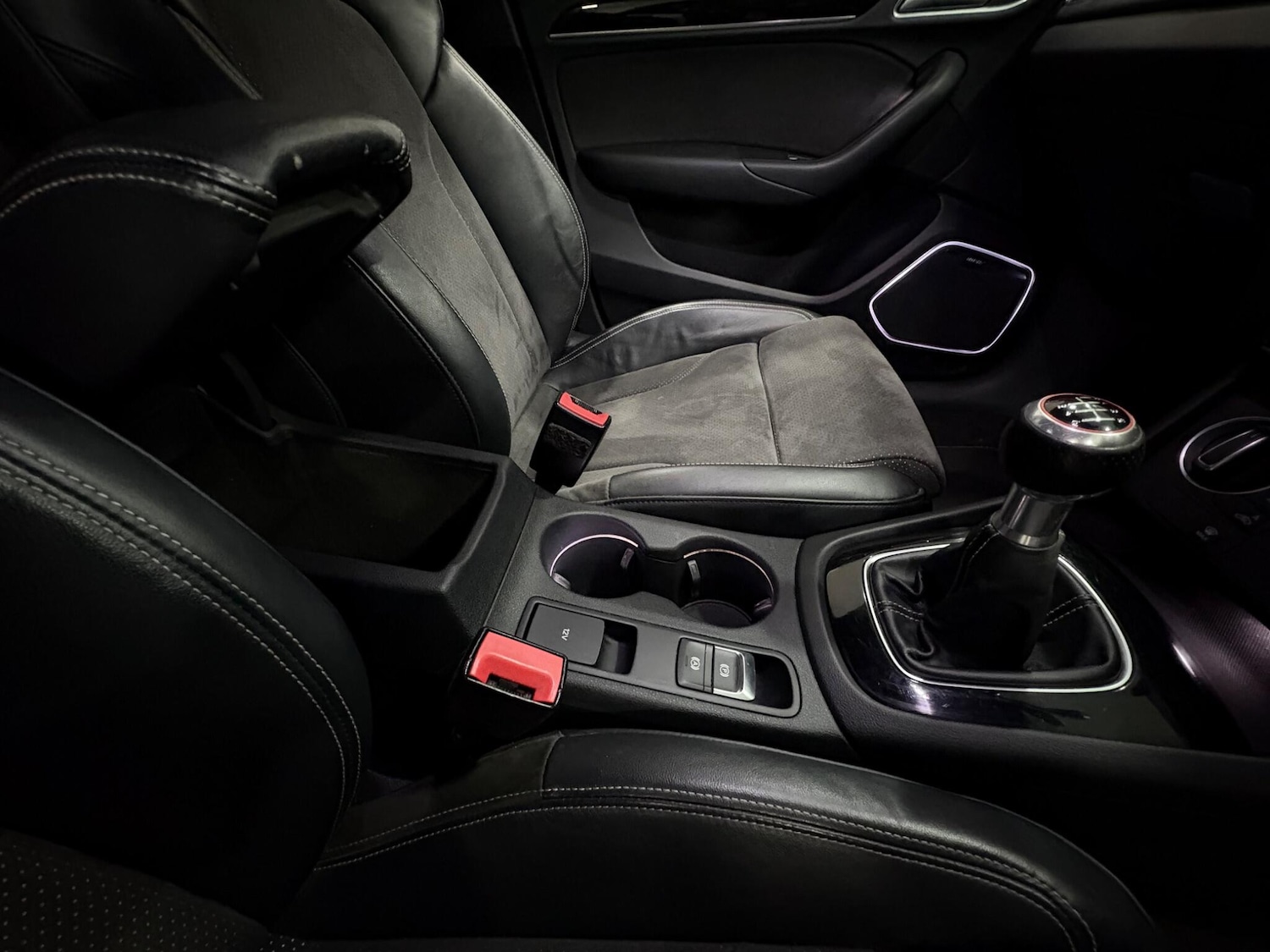 Used Audi Q3 2017 for sale - 77021111: Photo 35