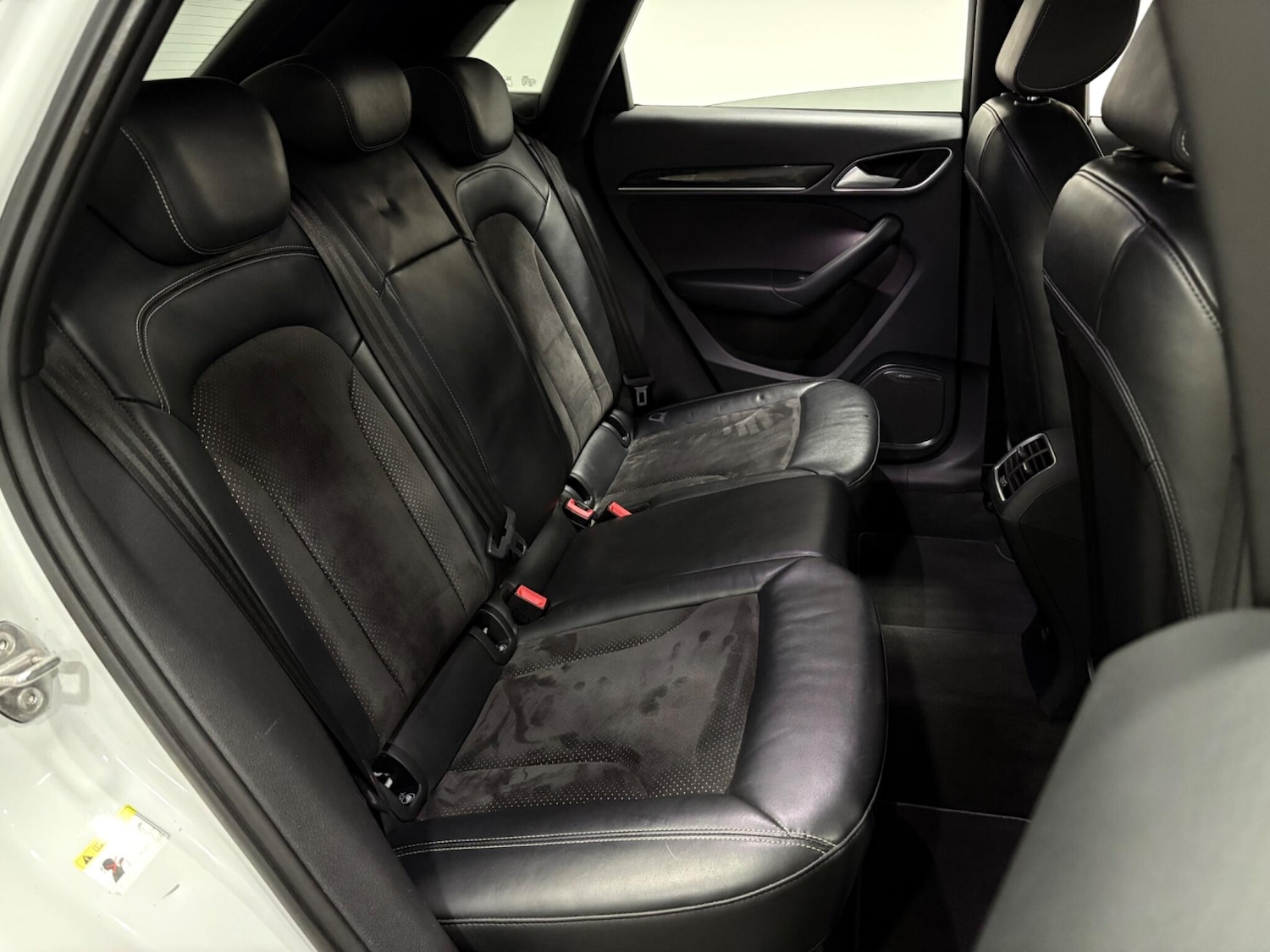 Used Audi Q3 2017 for sale - 77021111: Photo 40