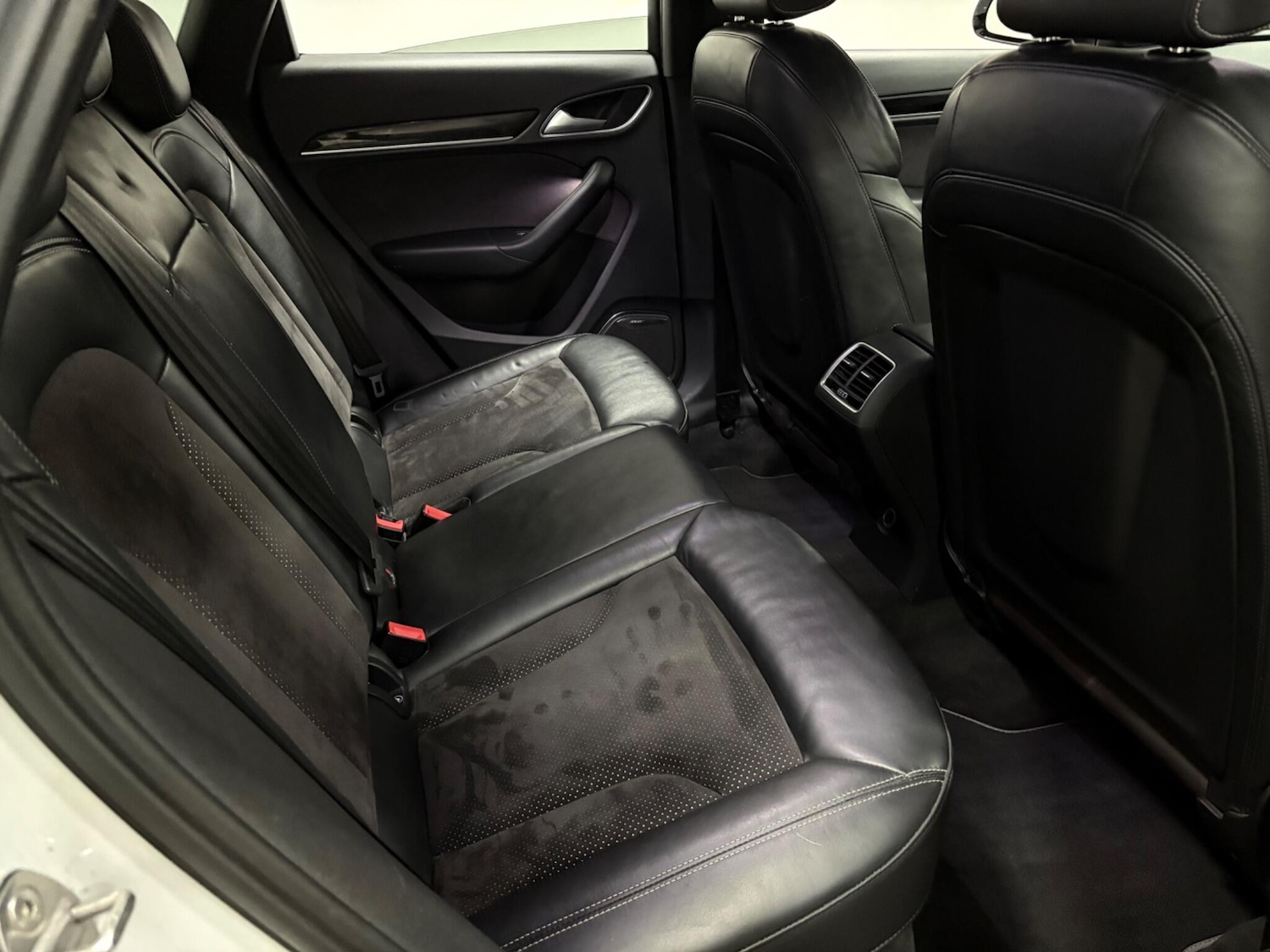 Used Audi Q3 2017 for sale - 77021111: Photo 41