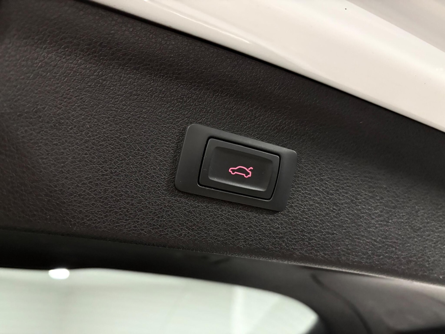 Used Audi Q3 2017 for sale - 77021111: Photo 47