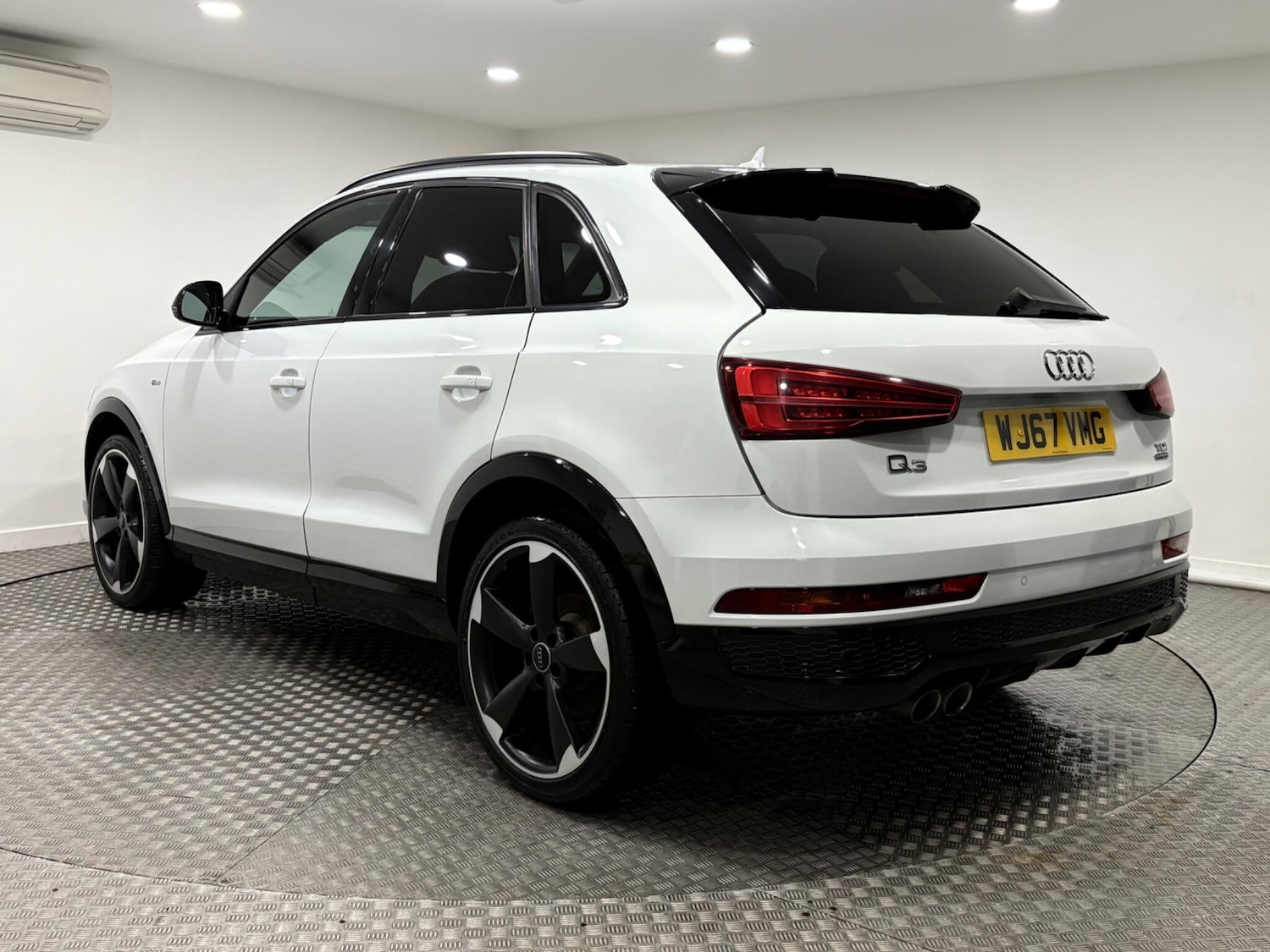 Used Audi Q3 2017 for sale - 77021111: Photo 5