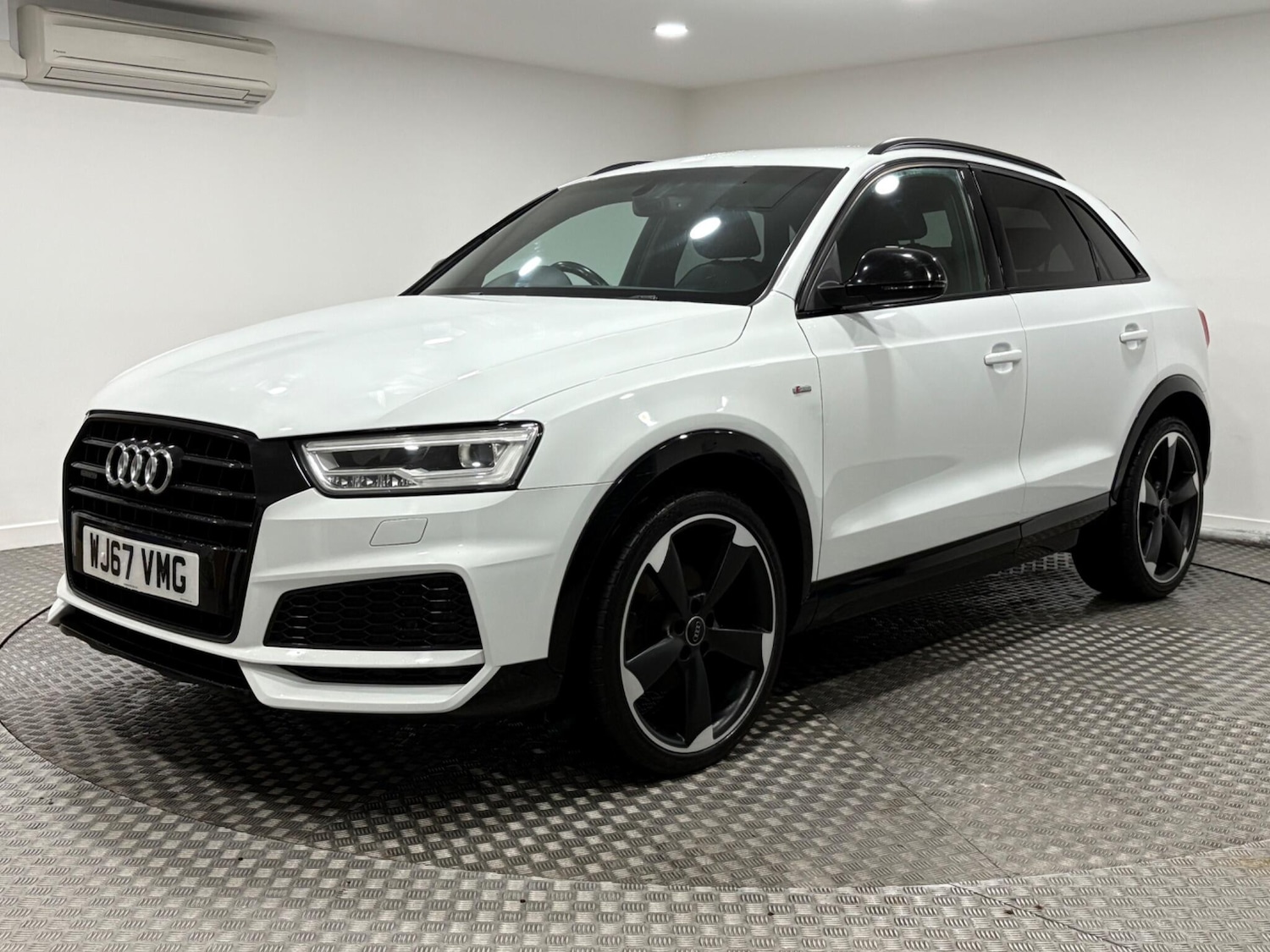 Used Audi Q3 2017 for sale - 77021111: Photo 7