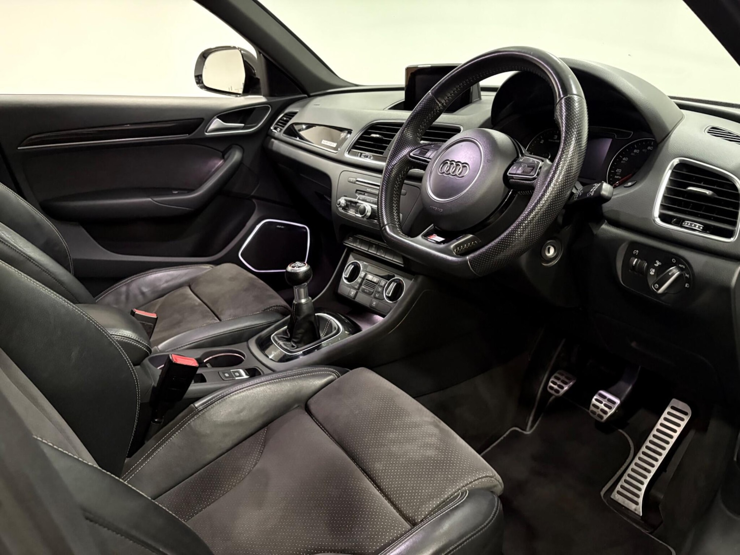 Used Audi Q3 2017 for sale - 77021111: Photo 9