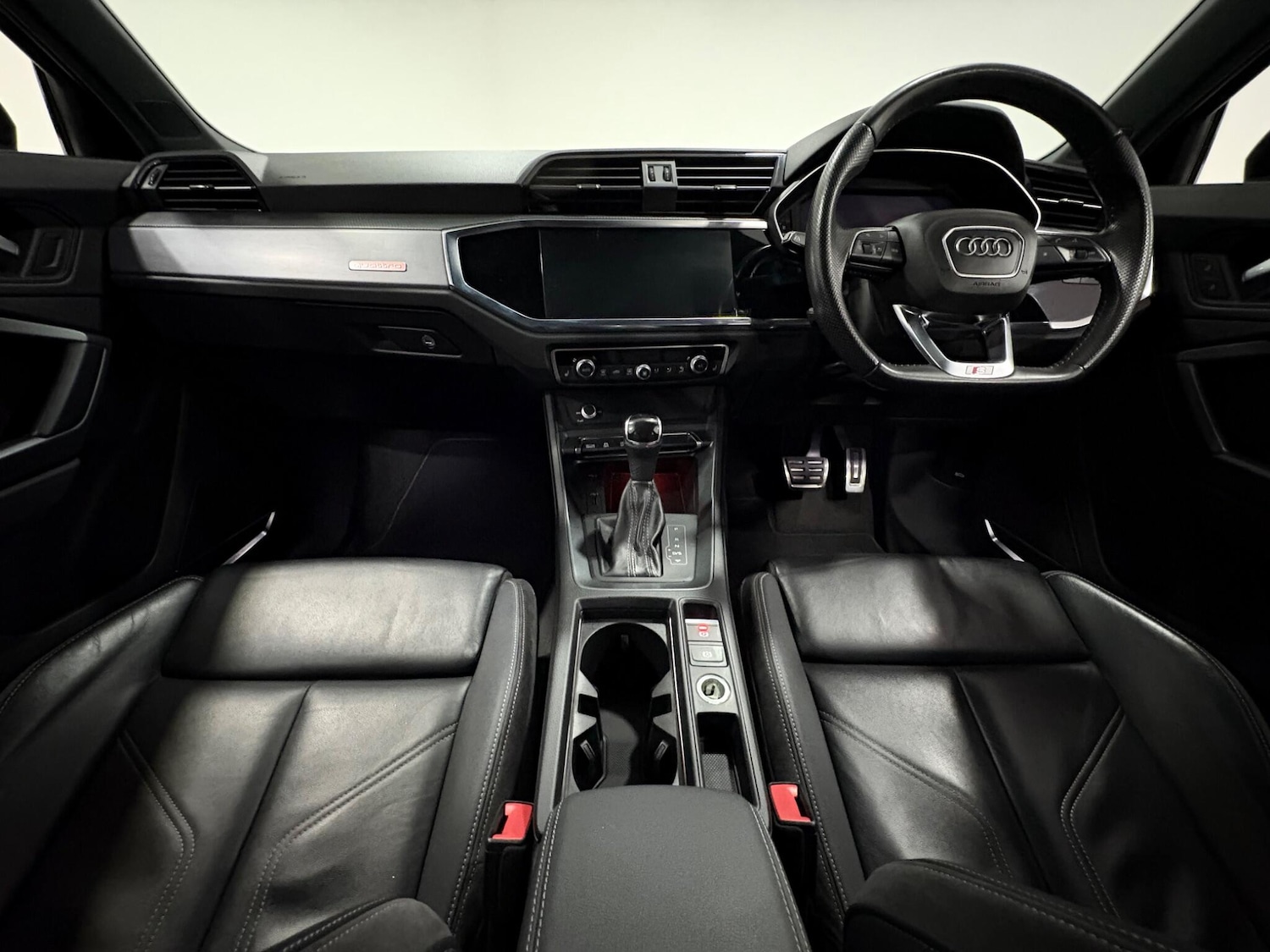 Used Audi Q3 2019 for sale - 76424968: Photo 10