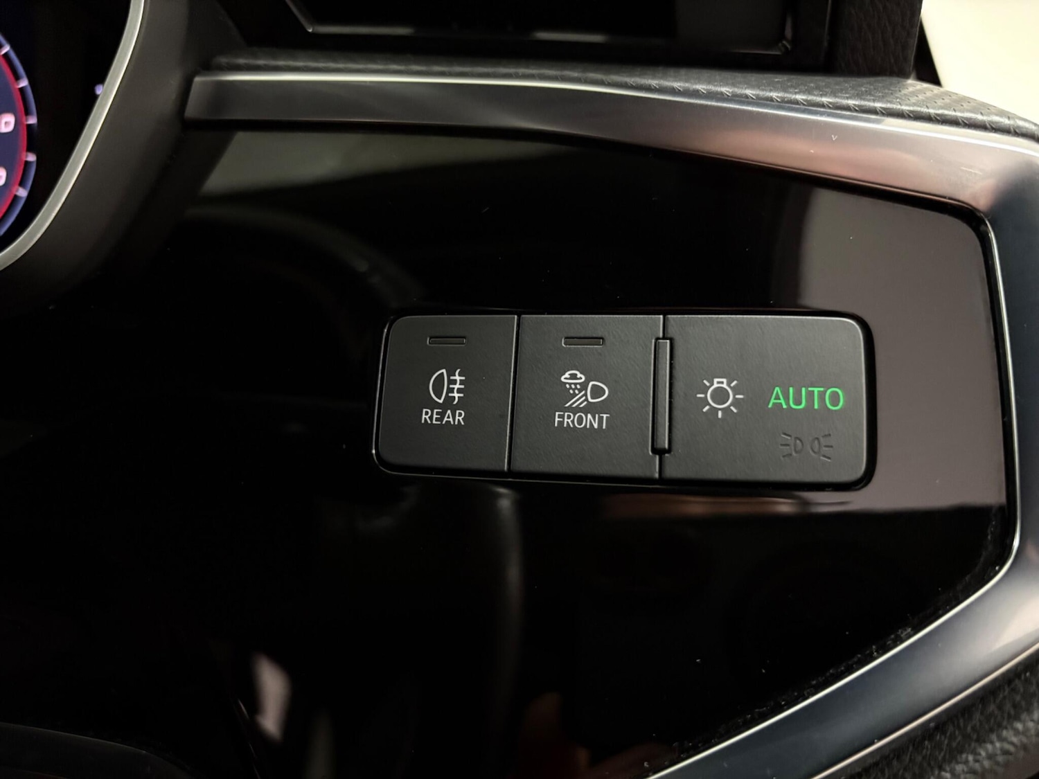 Used Audi Q3 2019 for sale - 76424968: Photo 38