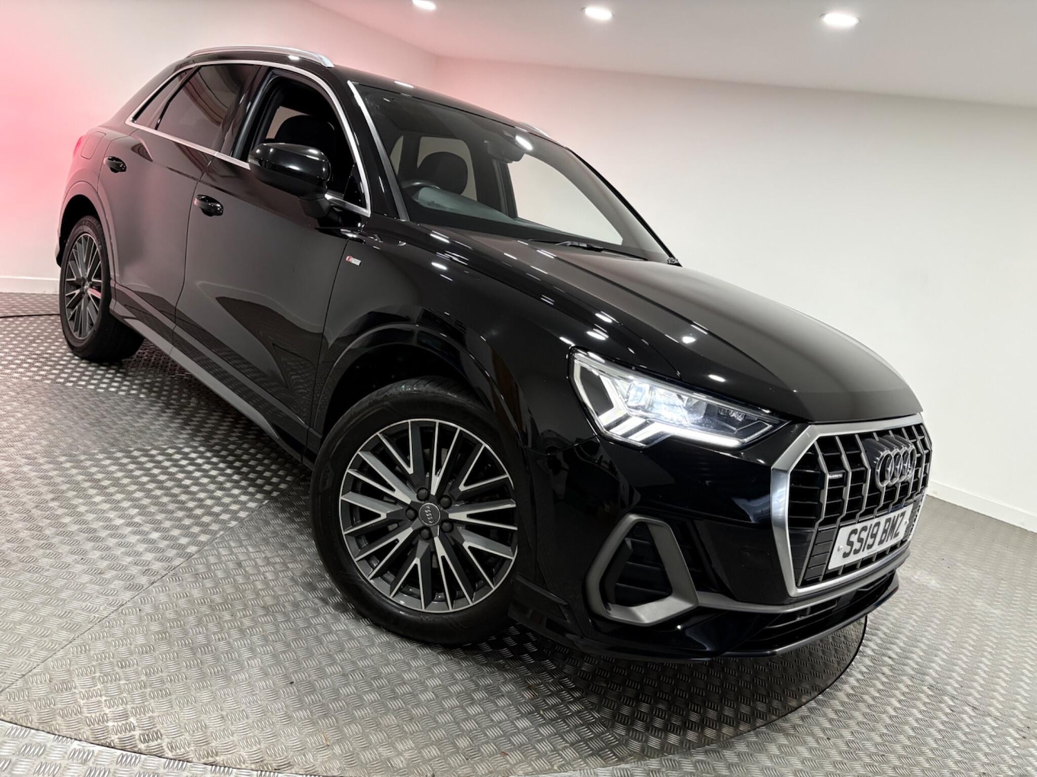 Used Audi Q3 2019 for sale - 76424968: Photo 51