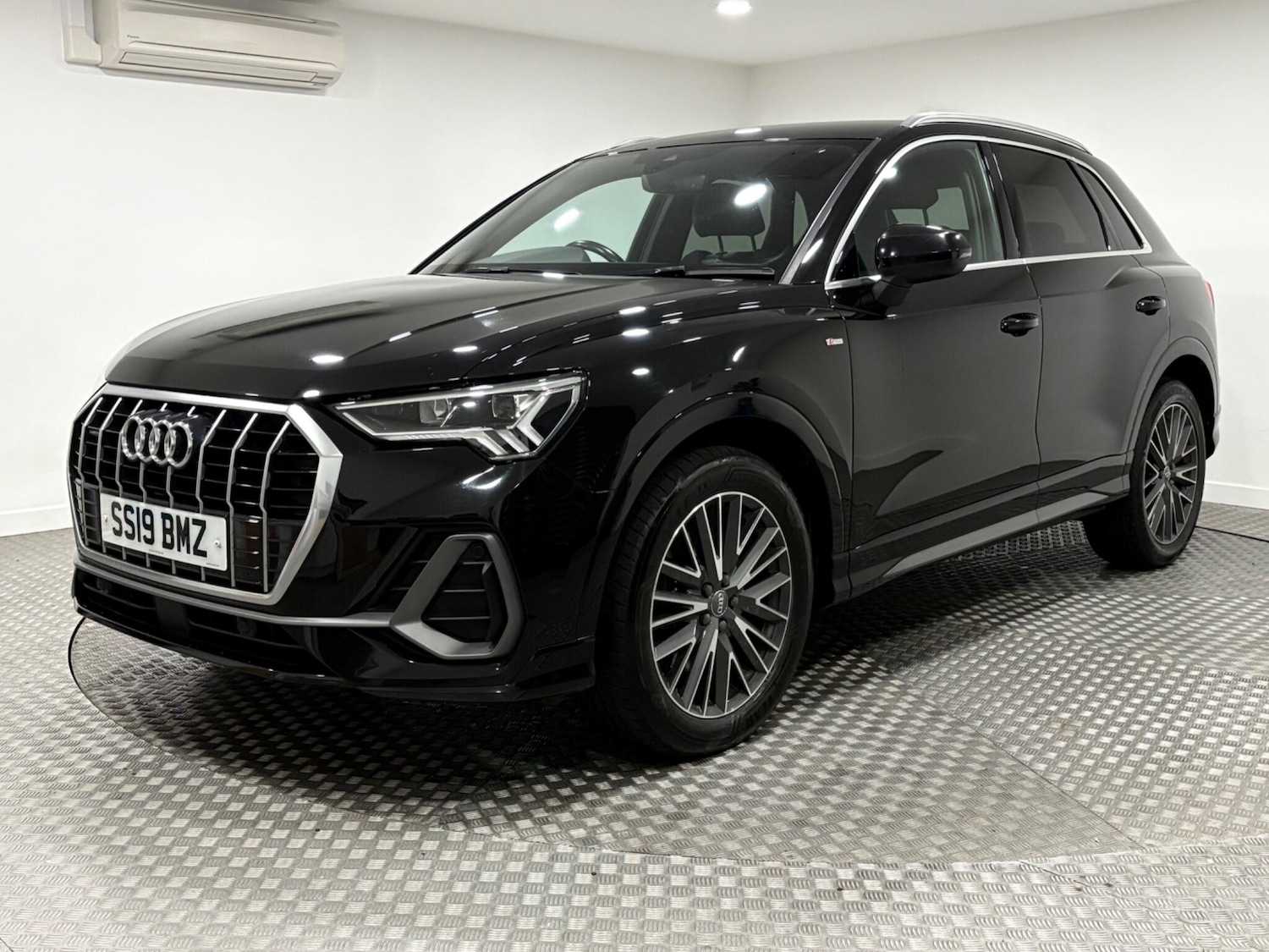 Used Audi Q3 2019 for sale - 76424968: Photo 7