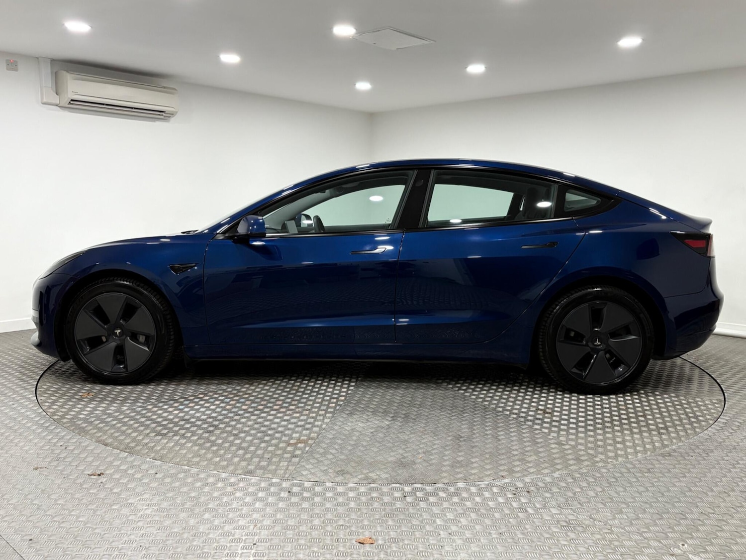 Used Tesla Model 3 2021 for sale - 77021354: Photo 6