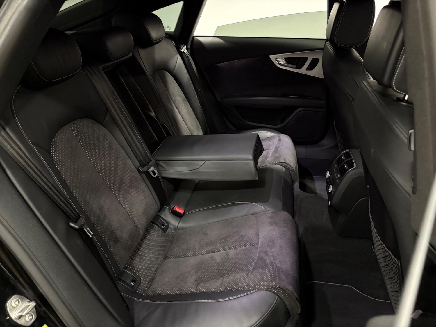 Used Audi A7 2017 for sale - 77625750: Photo 40