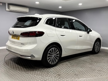 Used BMW 2 Series 2023 for sale - 79061322: Photo