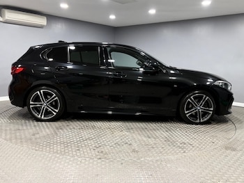 Used BMW 1 Series 2020 for sale - 78404104: Photo