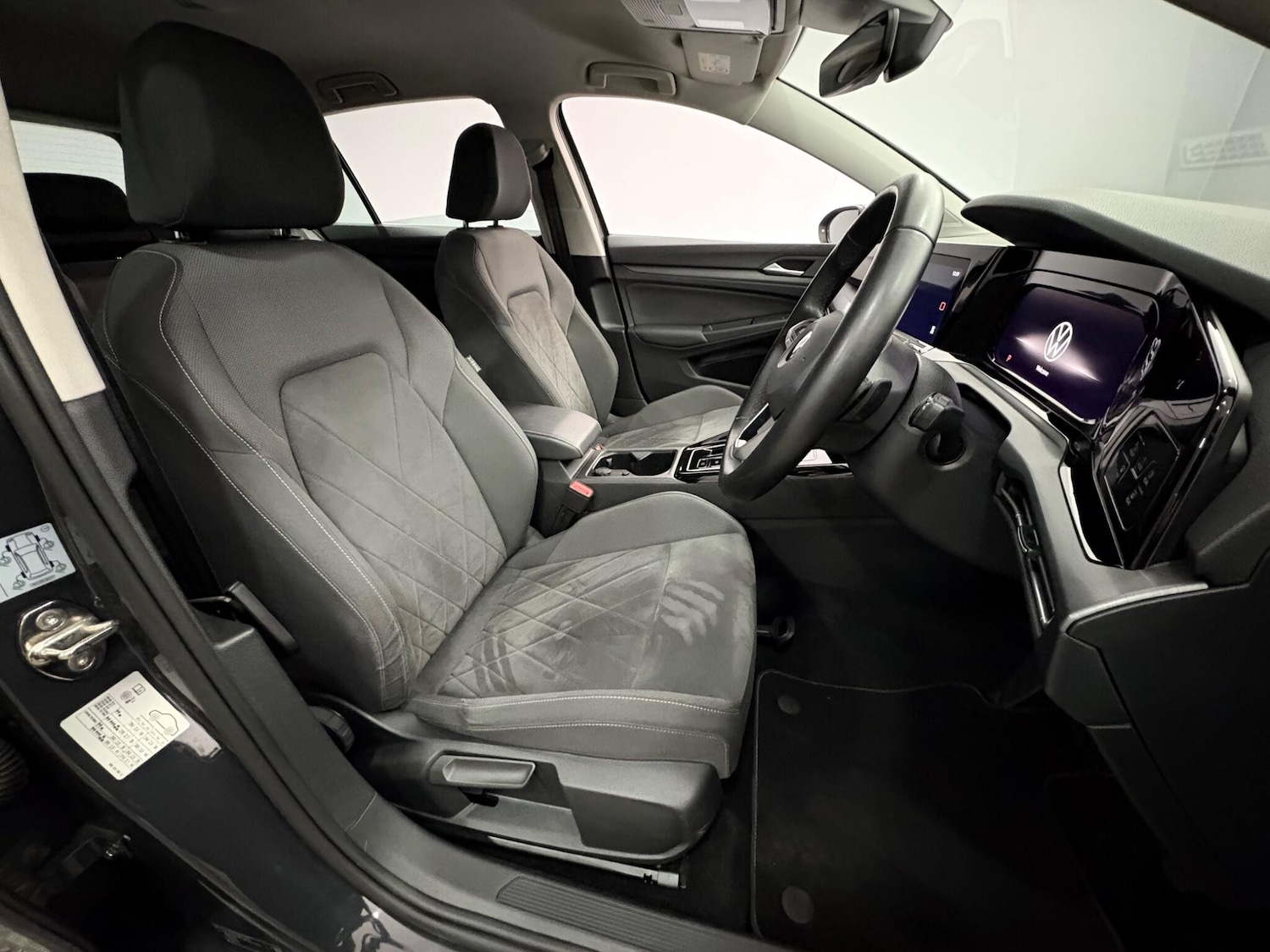 Used Volkswagen Golf 2023 for sale - 78018783: Photo 12