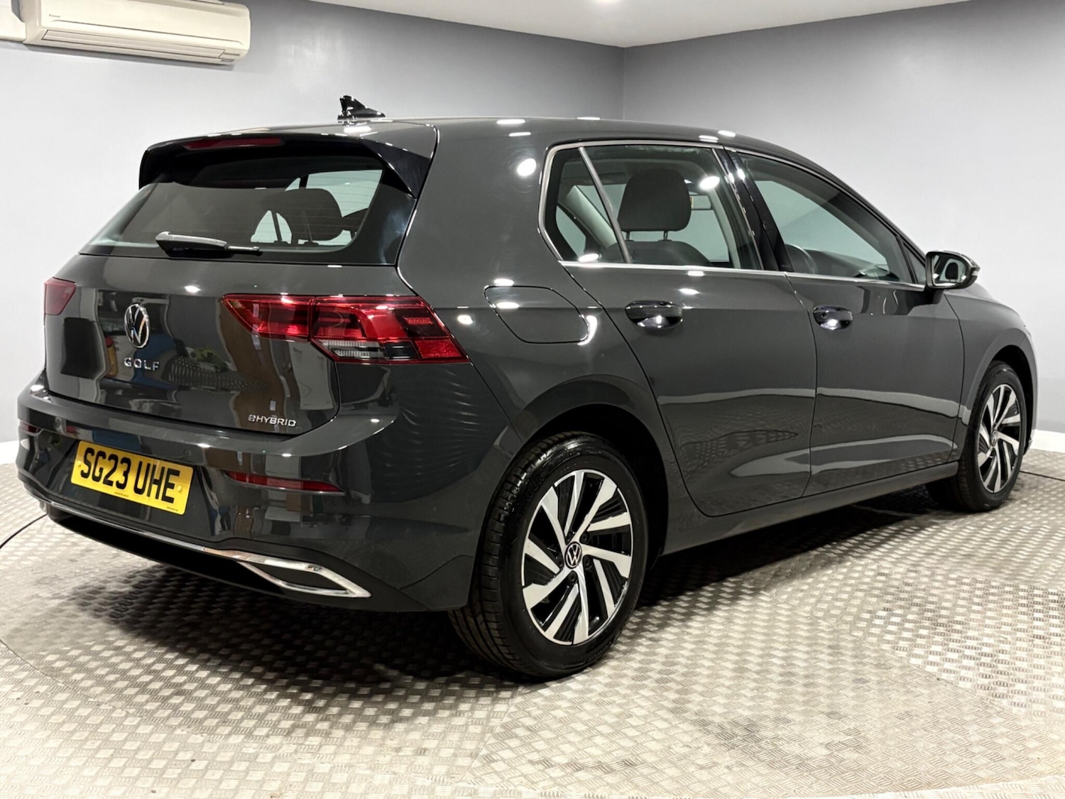 Used Volkswagen Golf 2023 for sale - 78018783: Photo 3