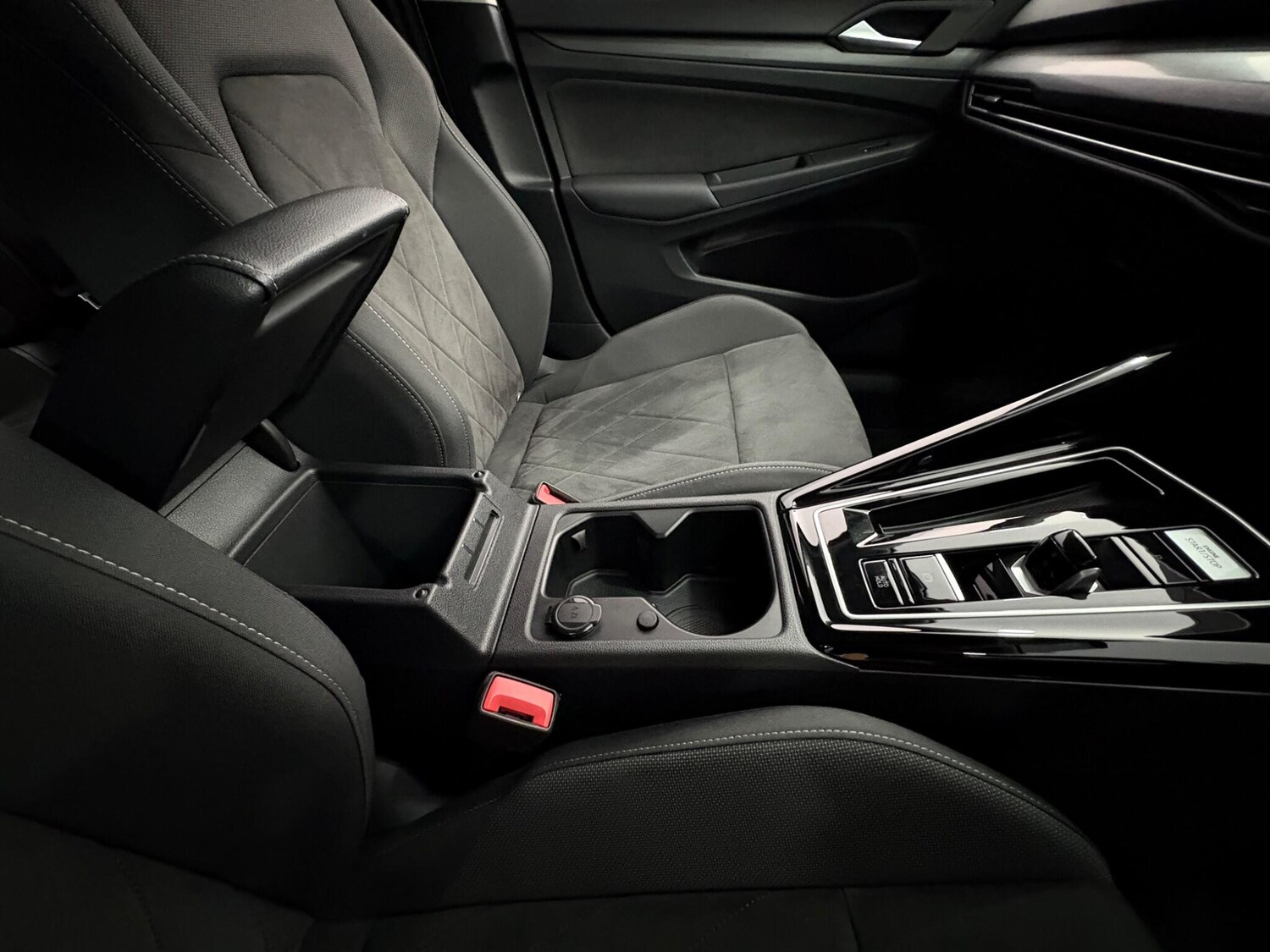 Used Volkswagen Golf 2023 for sale - 78018783: Photo 40