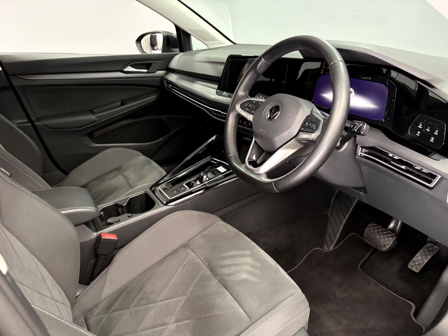 Used Volkswagen Golf 2023 for sale - 78018783: Photo 9