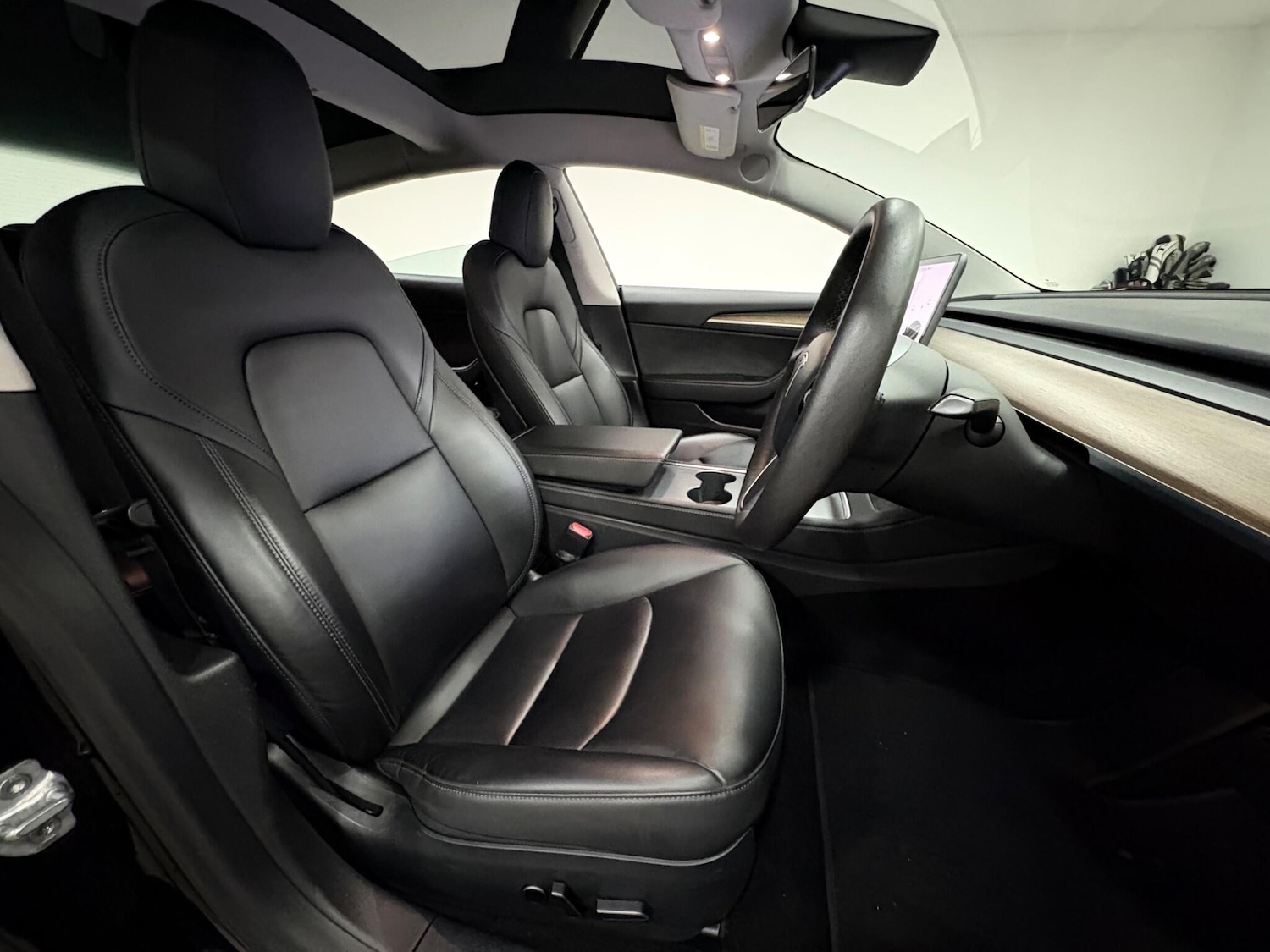 Used Tesla Model 3 2021 for sale - 76701880: Photo 12