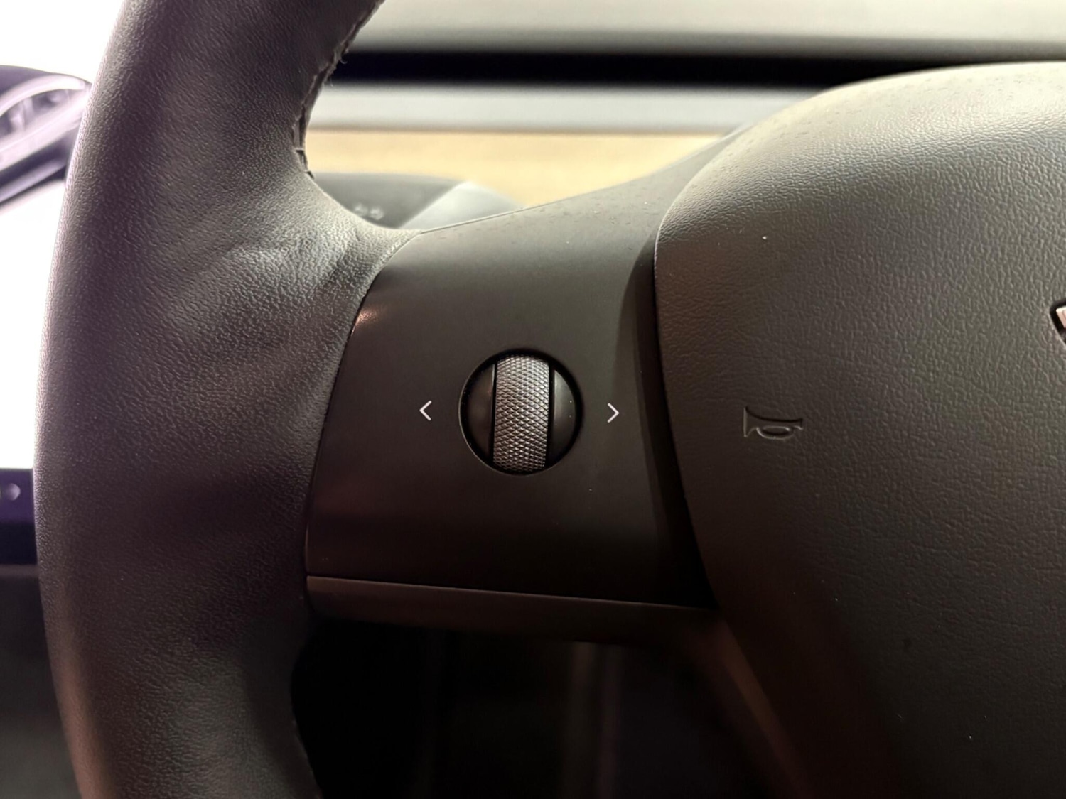 Used Tesla Model 3 2021 for sale - 76701880: Photo 17