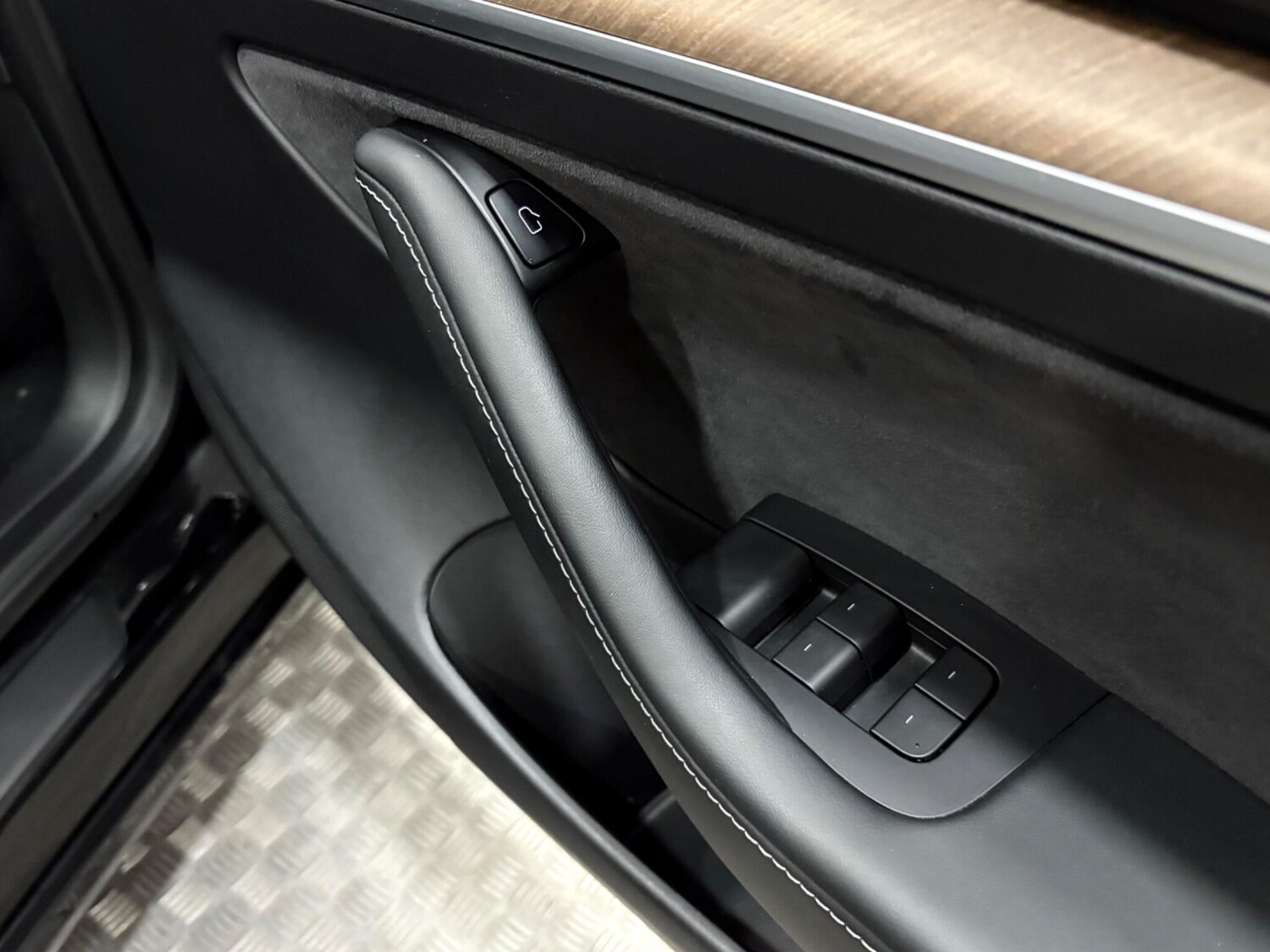 Used Tesla Model 3 2021 for sale - 76701880: Photo 34