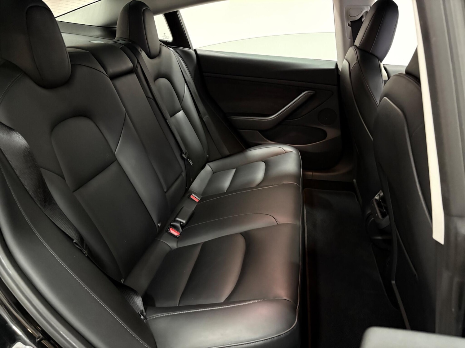 Used Tesla Model 3 2021 for sale - 76701880: Photo 37