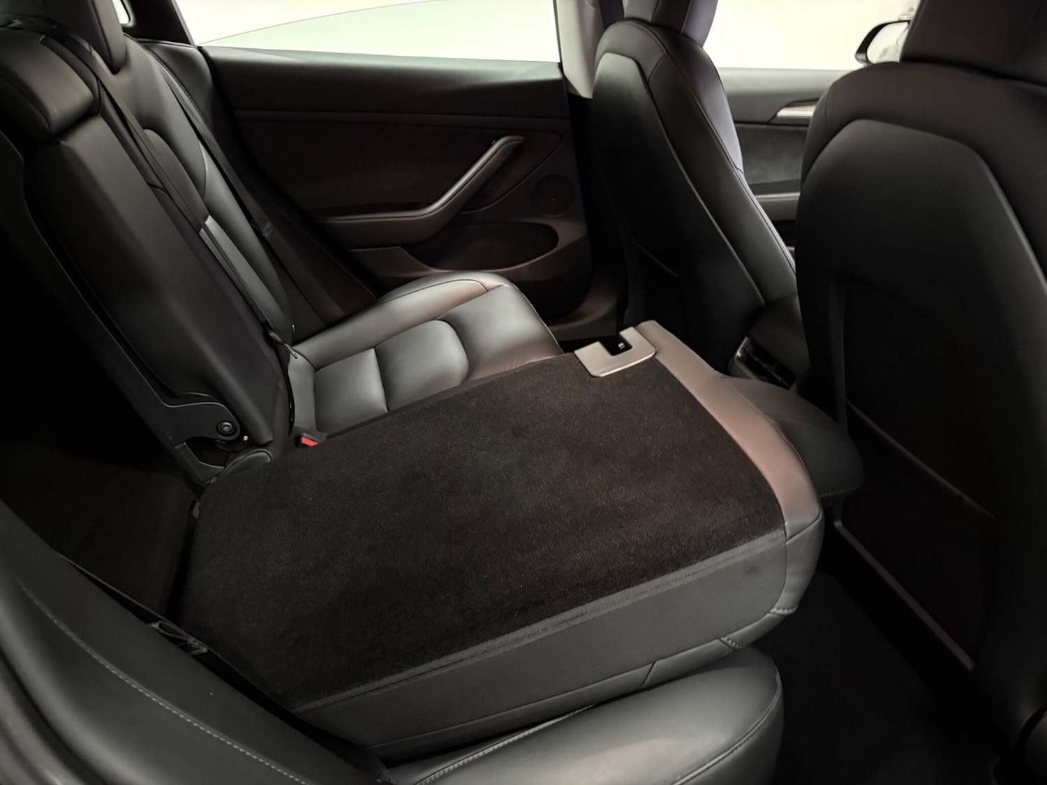 Used Tesla Model 3 2021 for sale - 76701880: Photo 39