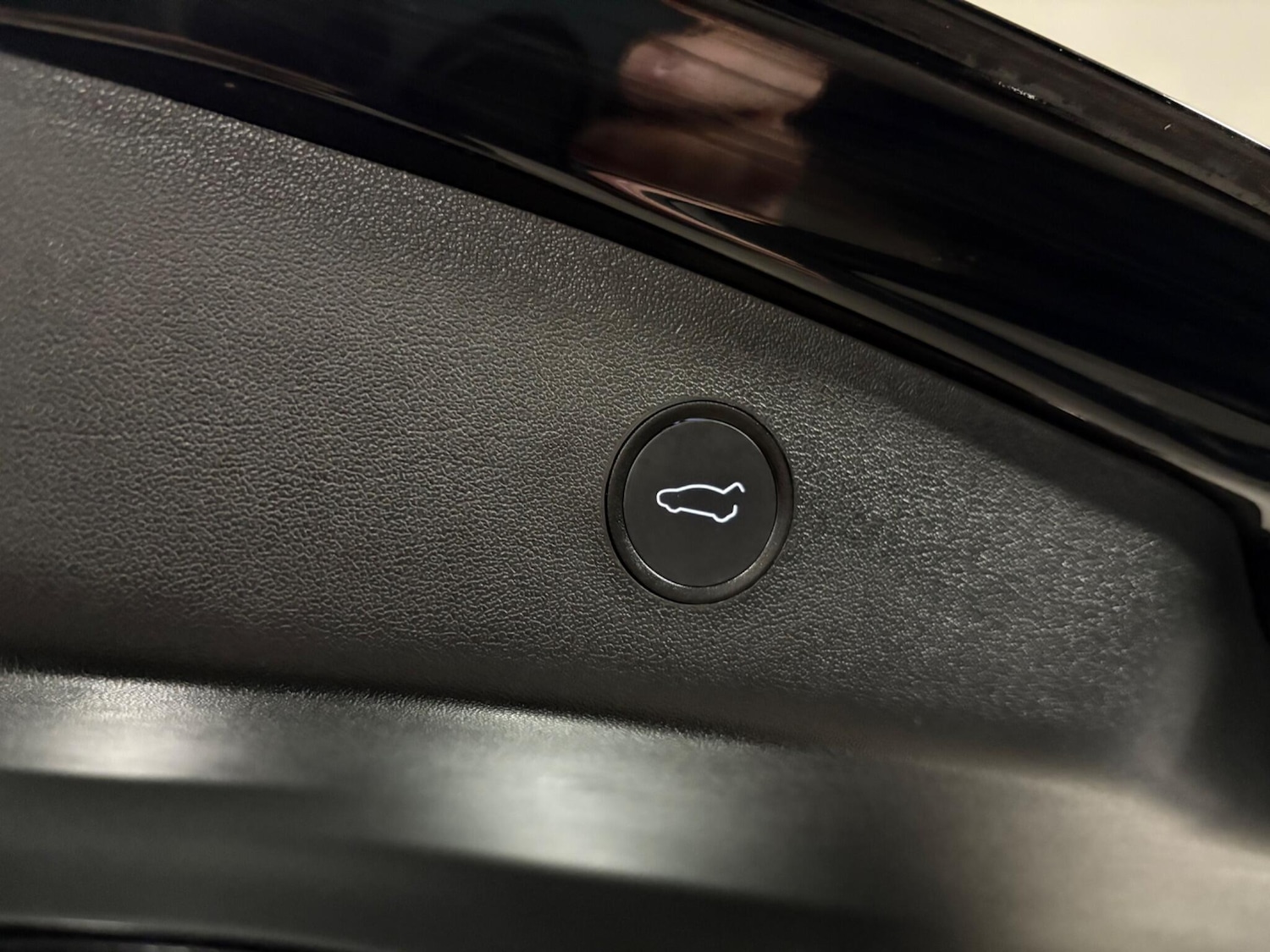 Used Tesla Model 3 2021 for sale - 76701880: Photo 42