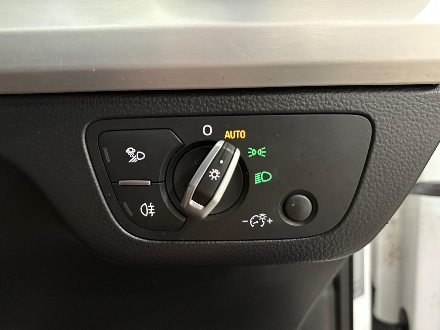 Used Audi Q5 2018 for sale - 76360585: Photo 36