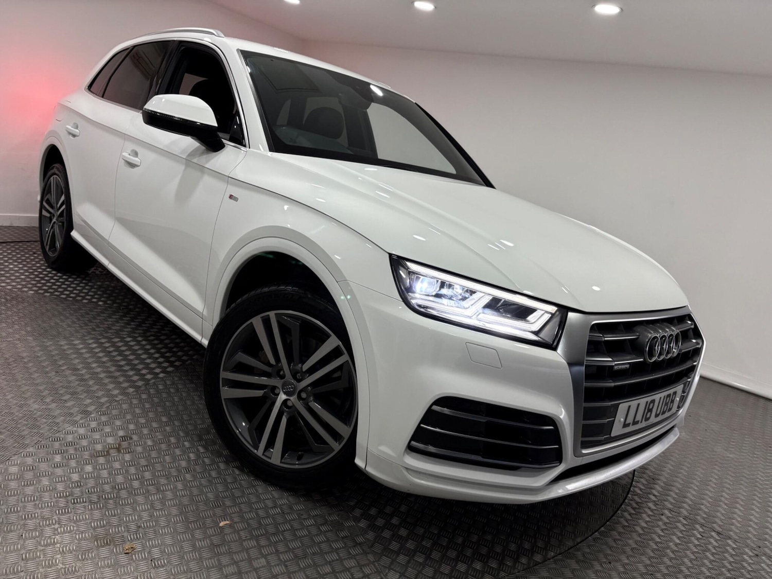 Used Audi Q5 2018 for sale - 76360585: Photo 46