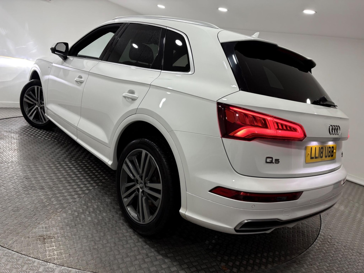 Used Audi Q5 2018 for sale - 76360585: Photo 47