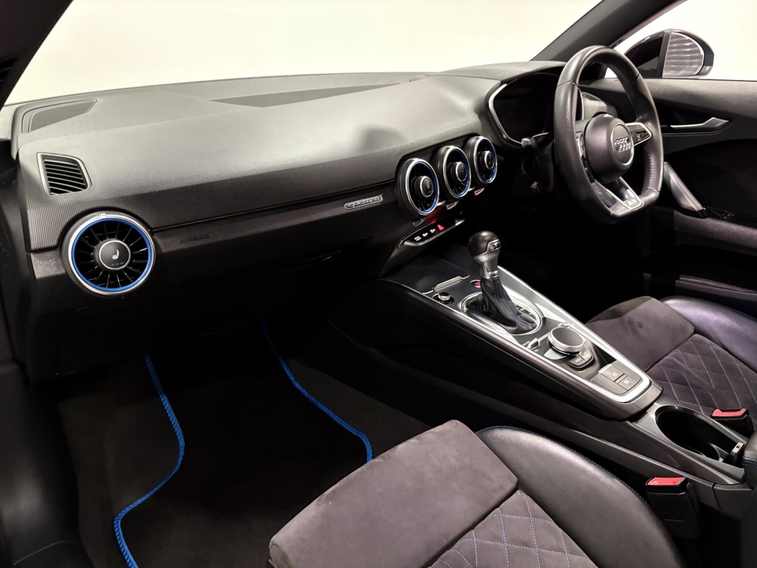 Used Audi TT 2019 for sale - 77021018: Photo 10