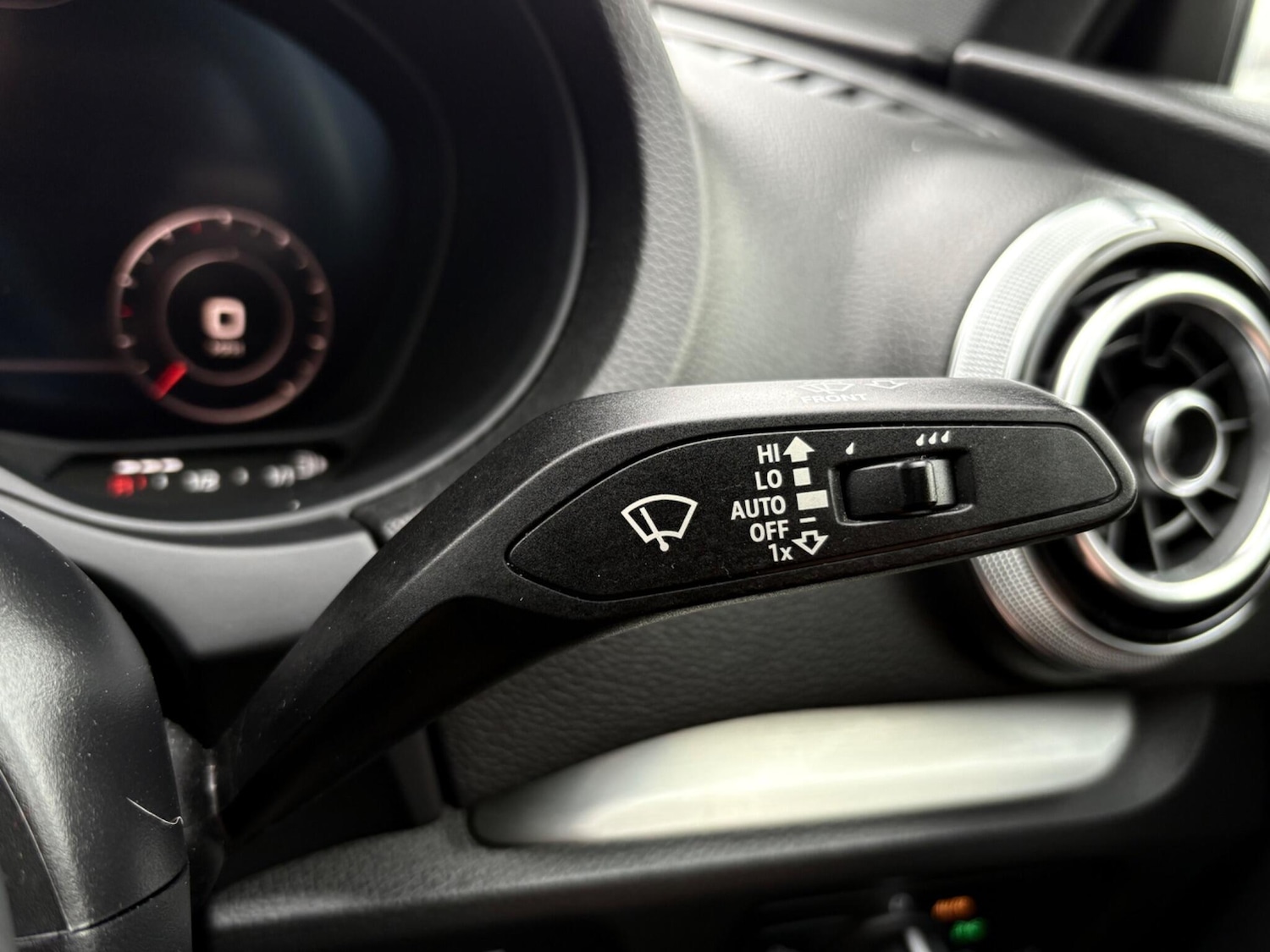 Used Audi TT 2019 for sale - 77021018: Photo 26