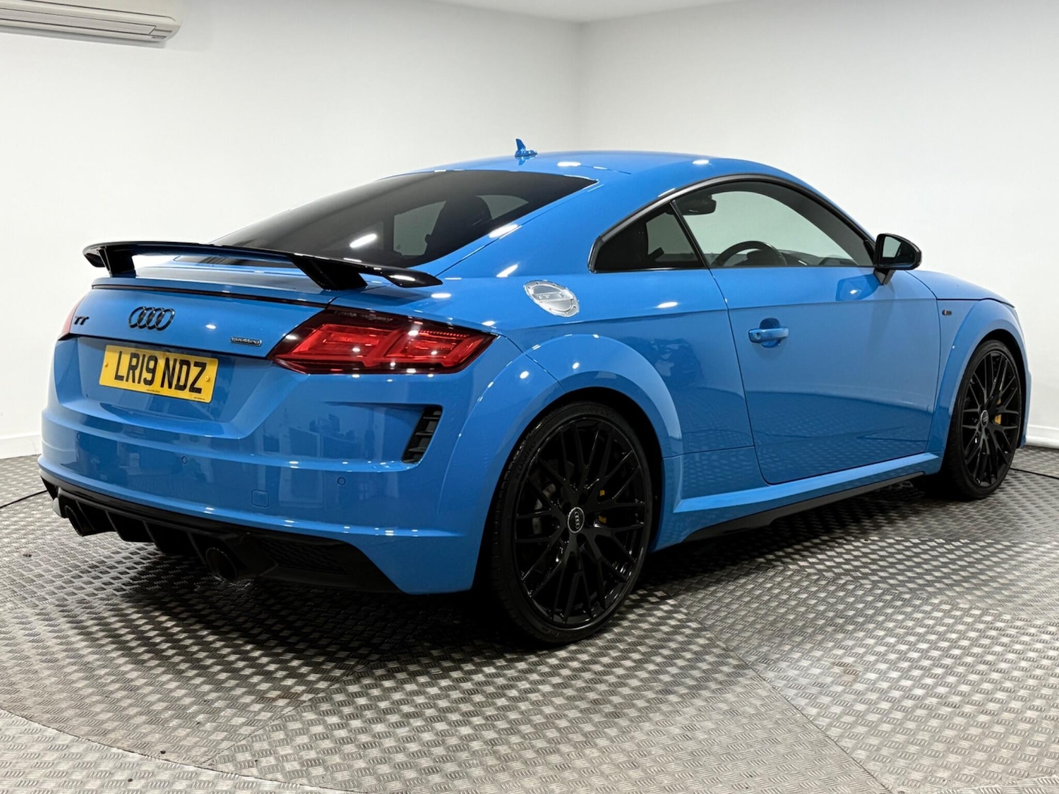 Used Audi TT 2019 for sale - 77021018: Photo 3