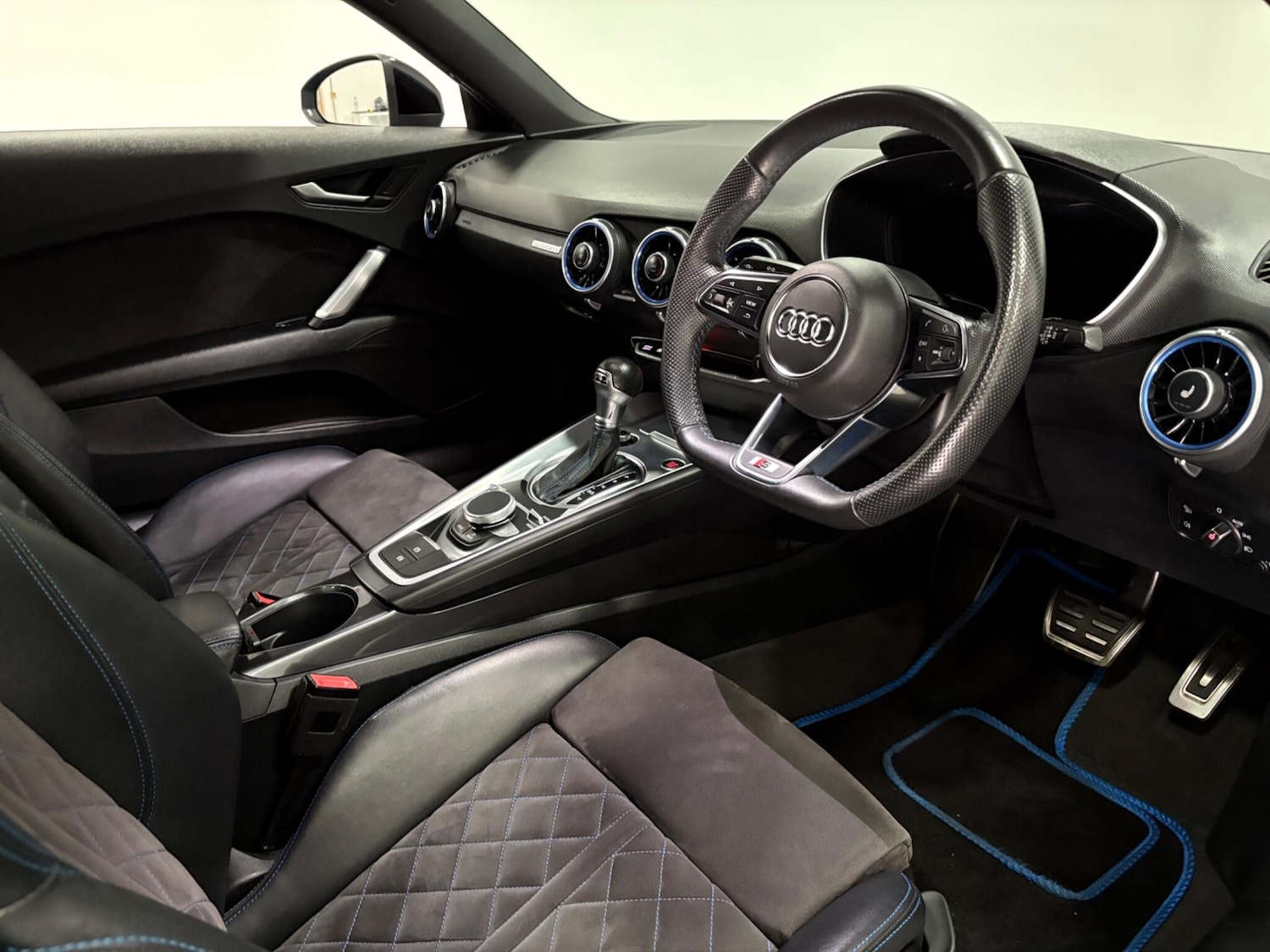 Used Audi TT 2019 for sale - 77021018: Photo 9