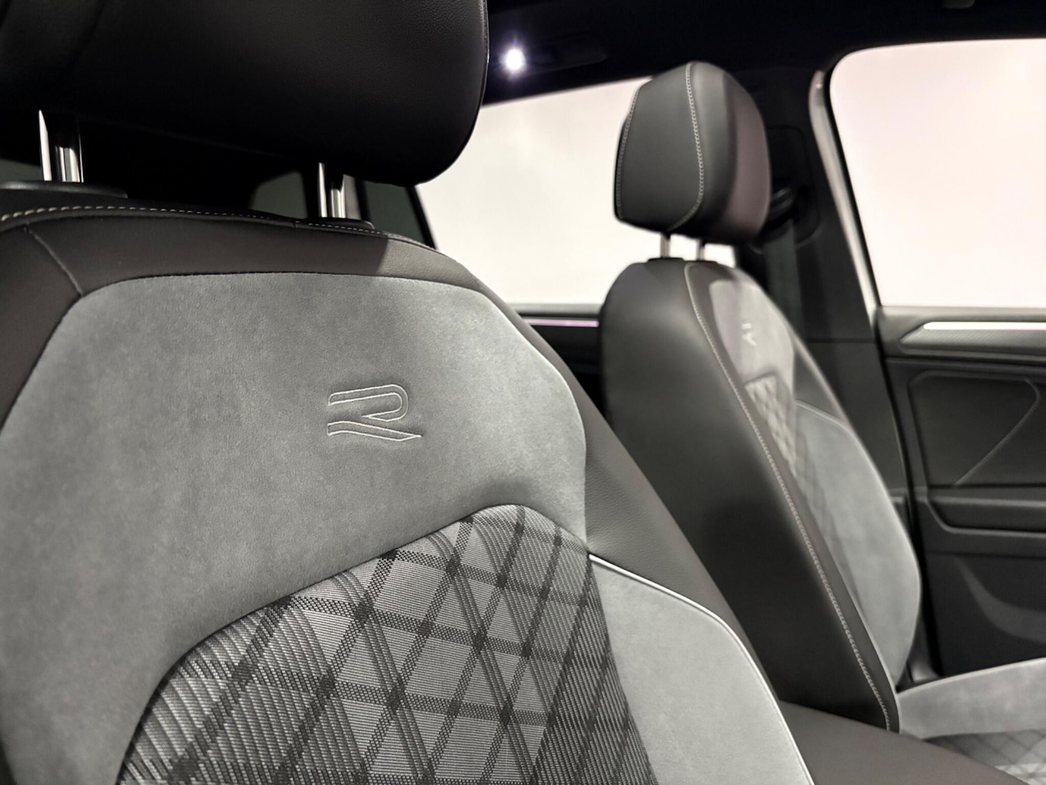 Used Volkswagen Tiguan 2024 for sale - 77657830: Photo 13