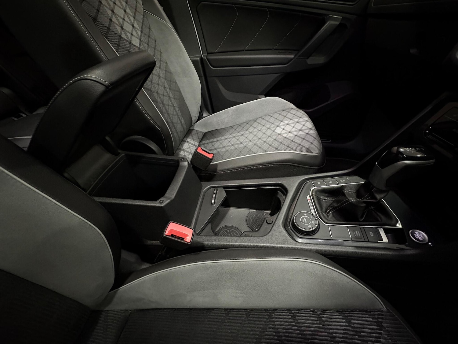 Used Volkswagen Tiguan 2024 for sale - 77657830: Photo 40