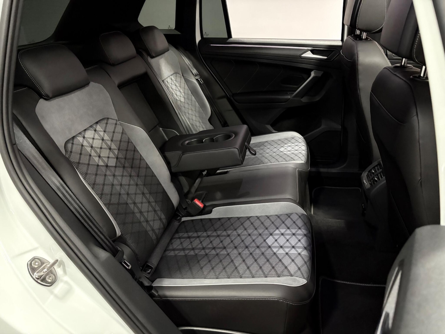 Used Volkswagen Tiguan 2024 for sale - 77657830: Photo 44