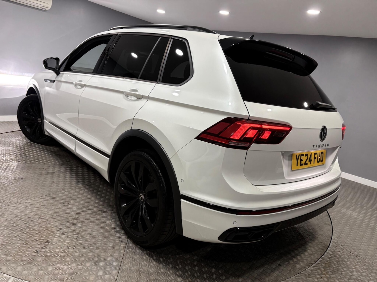 Used Volkswagen Tiguan 2024 for sale - 77657830: Photo 53