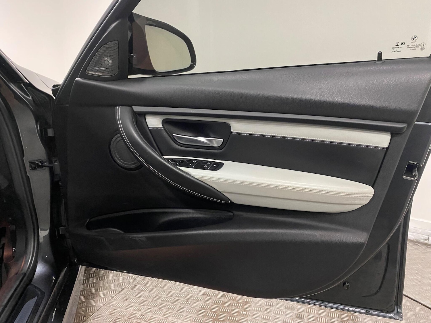 Used BMW M3 for sale - 77155584: Photo 9