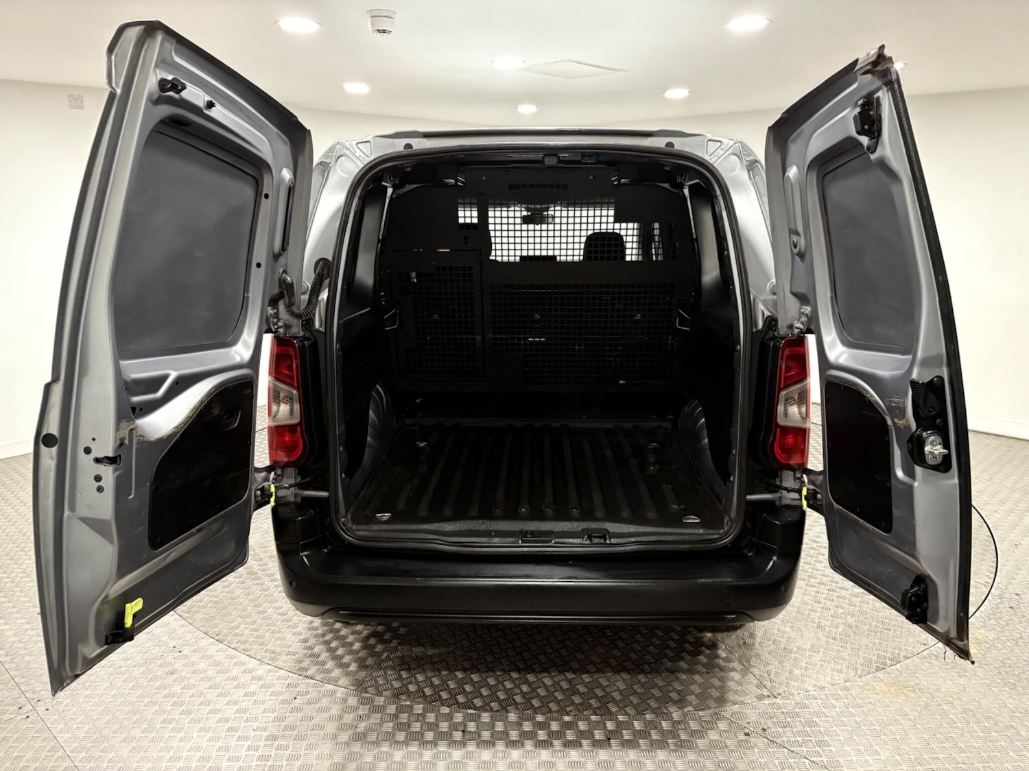 Used Citroen Berlingo 2021 for sale - 77021140: Photo 35