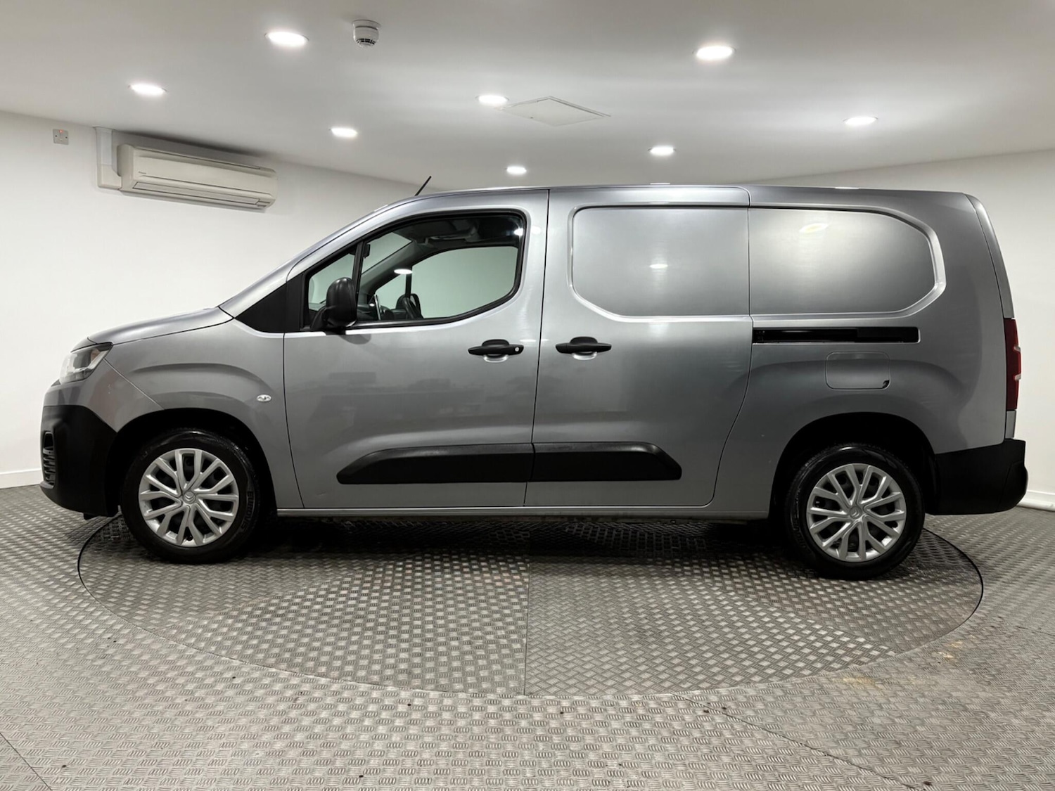 Used Citroen Berlingo 2021 for sale - 77021140: Photo 6