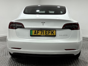 Used Tesla Model 3 2021 for sale - 75757198: Photo