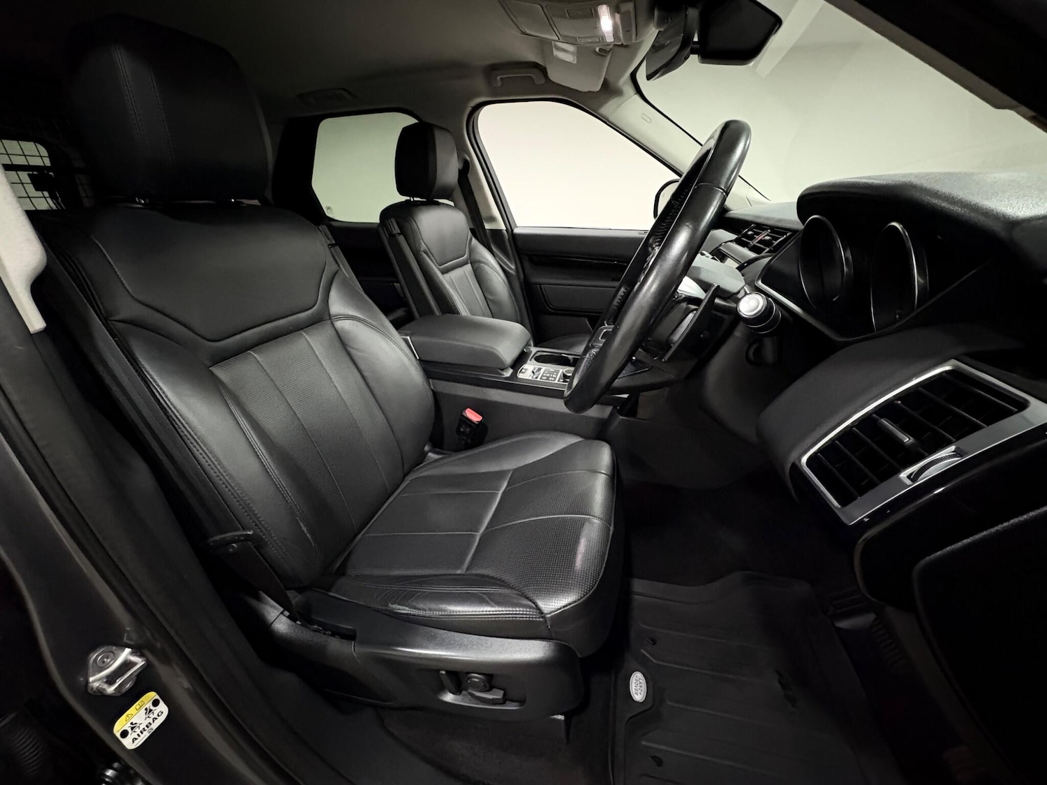 Used Land Rover Discovery 2018 for sale - 77020872: Photo 12